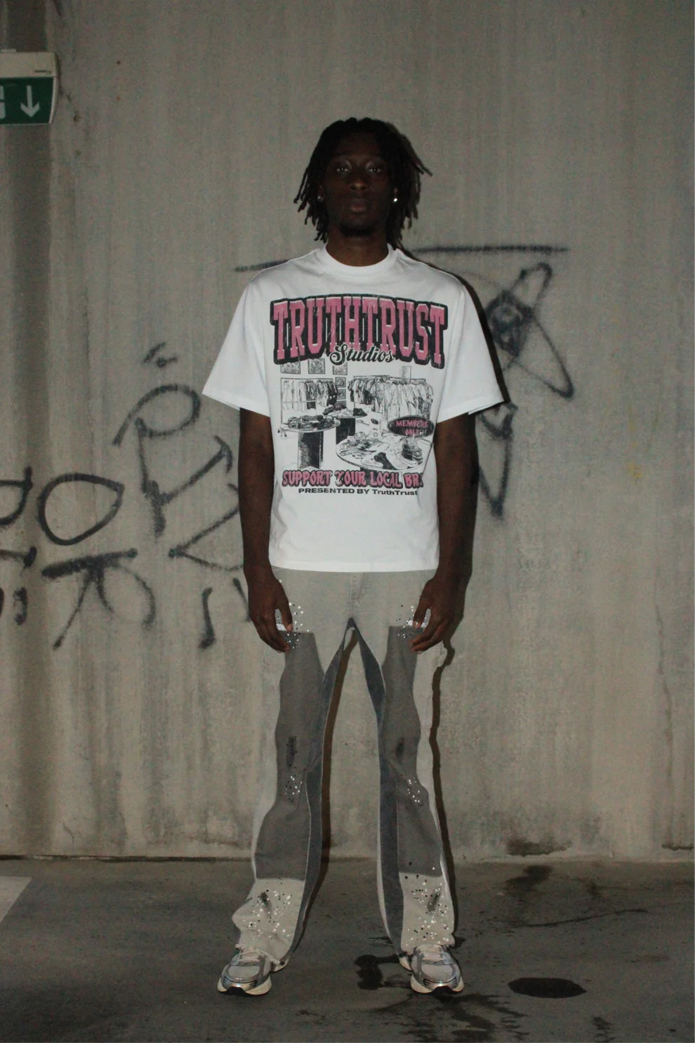 MEMBERS ONLY TEE