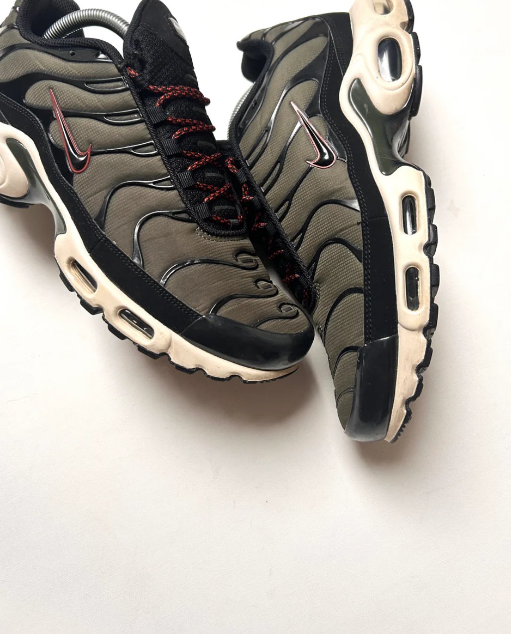 AIR MAX PLUS “WHITE SEQUOIA” 43EU