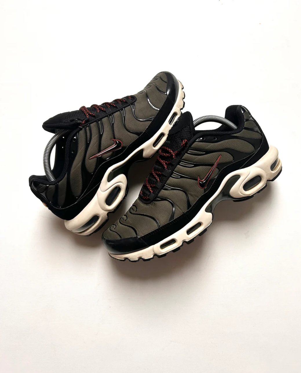 AIR MAX PLUS “WHITE SEQUOIA” 43EU