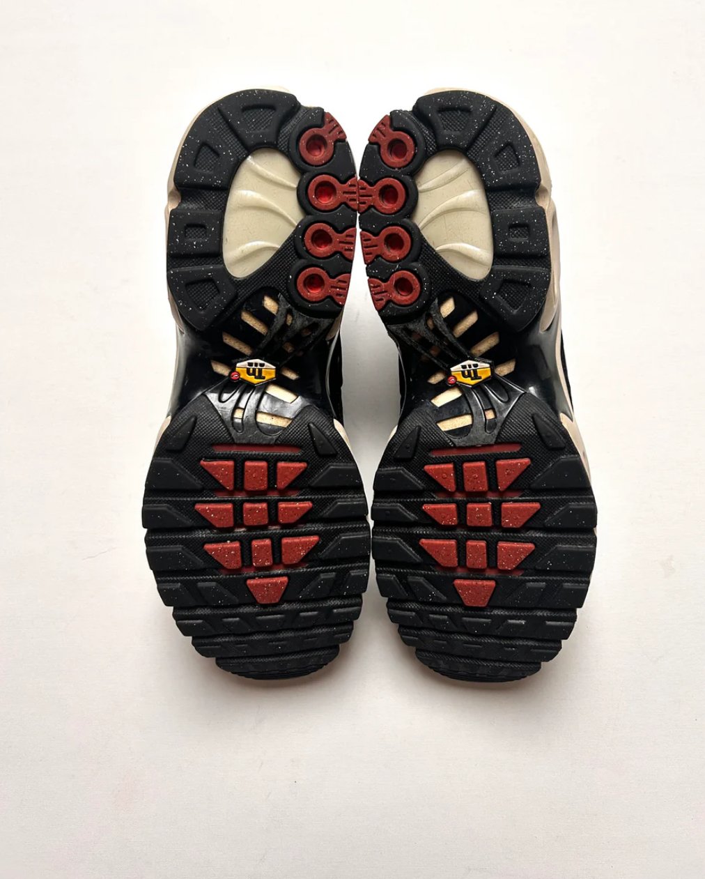 AIR MAX PLUS “WHITE SEQUOIA” 43EU