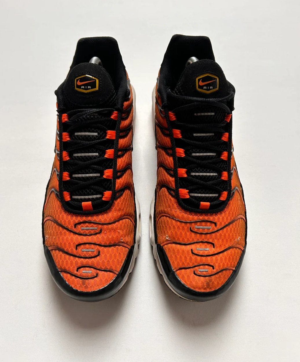 AIR MAX PLUS “SAFETY ORANGE” 44EU