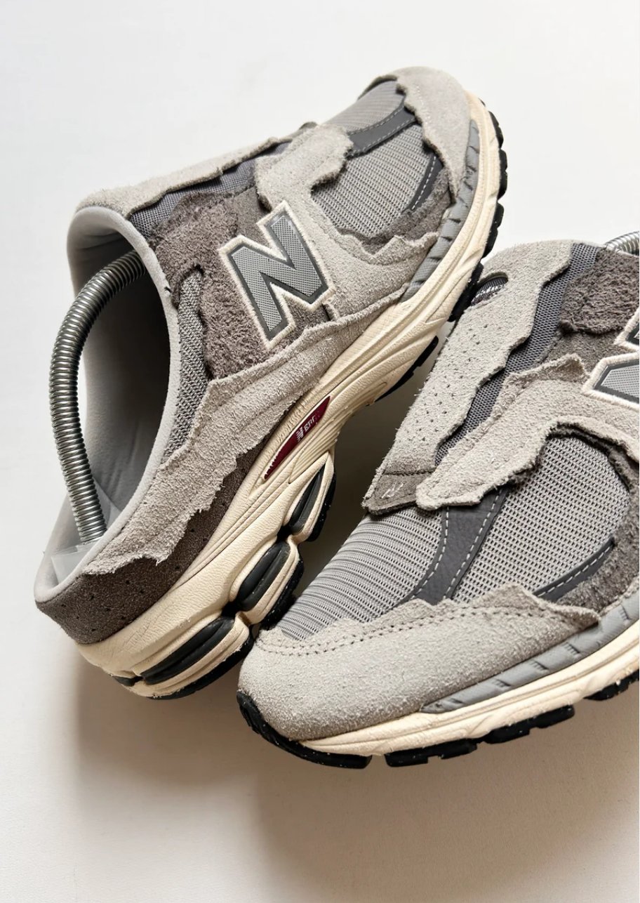 NEW BALANCE 2002R MULES “45EU”