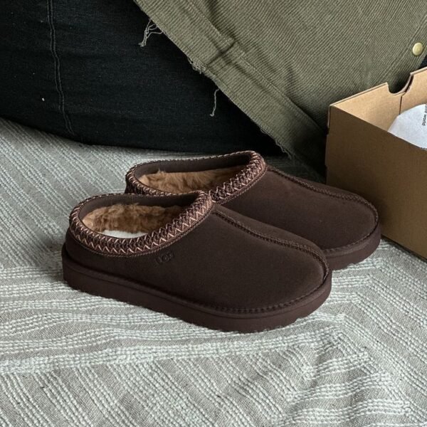 ugg 2