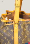 Preloved | LOUIS VUITTON Petit Noé Skuldertaske i Monogram Canvas (Lille)