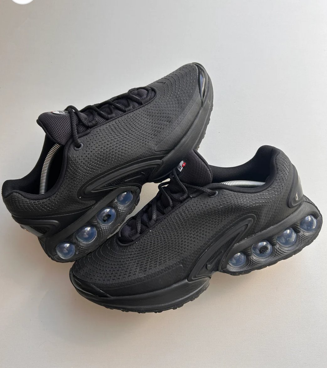AIR MAX DN “TRIPLE BLACK” 46EU