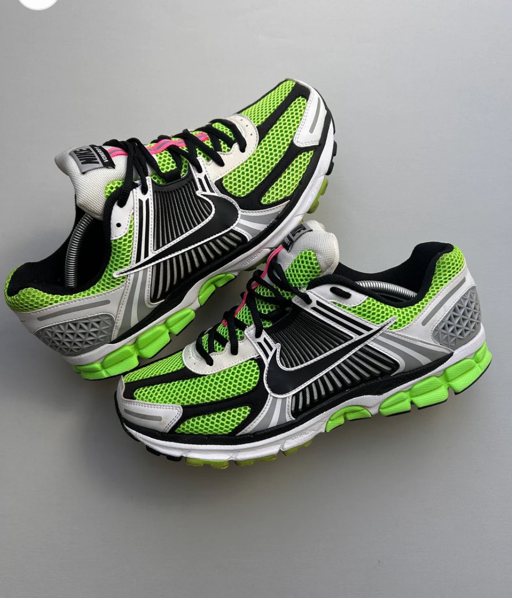 NIKE VOMERO 5 “GREEN ELECTRIC” 45EU