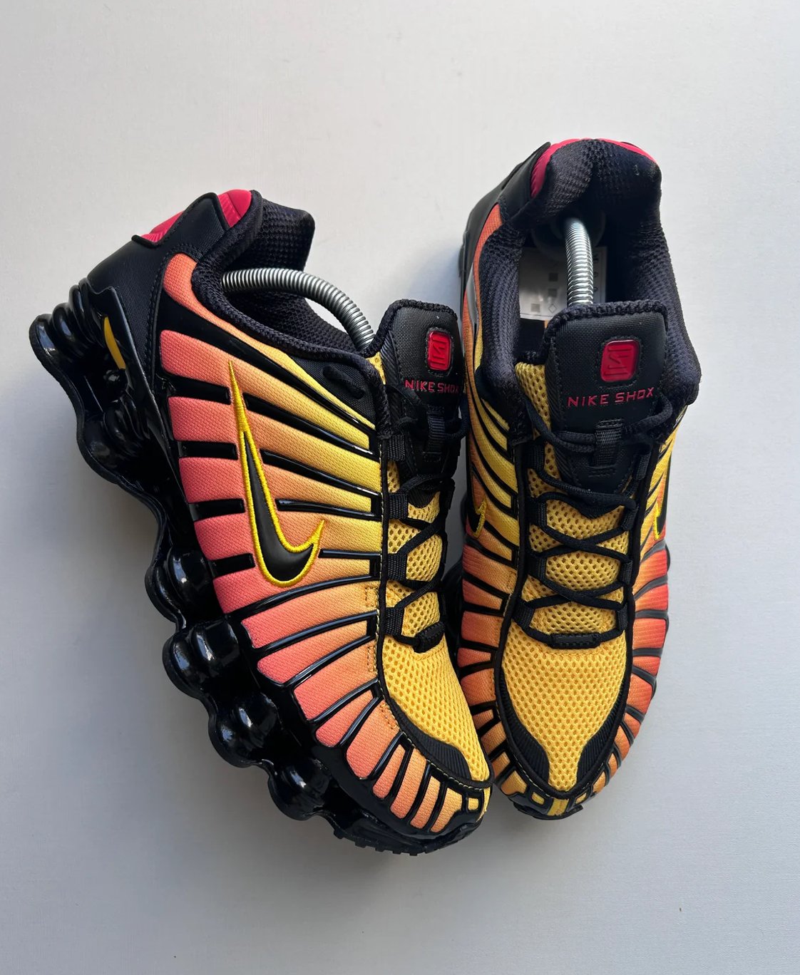 NIKE SHOX TL “SUNRISE” 42,5EU