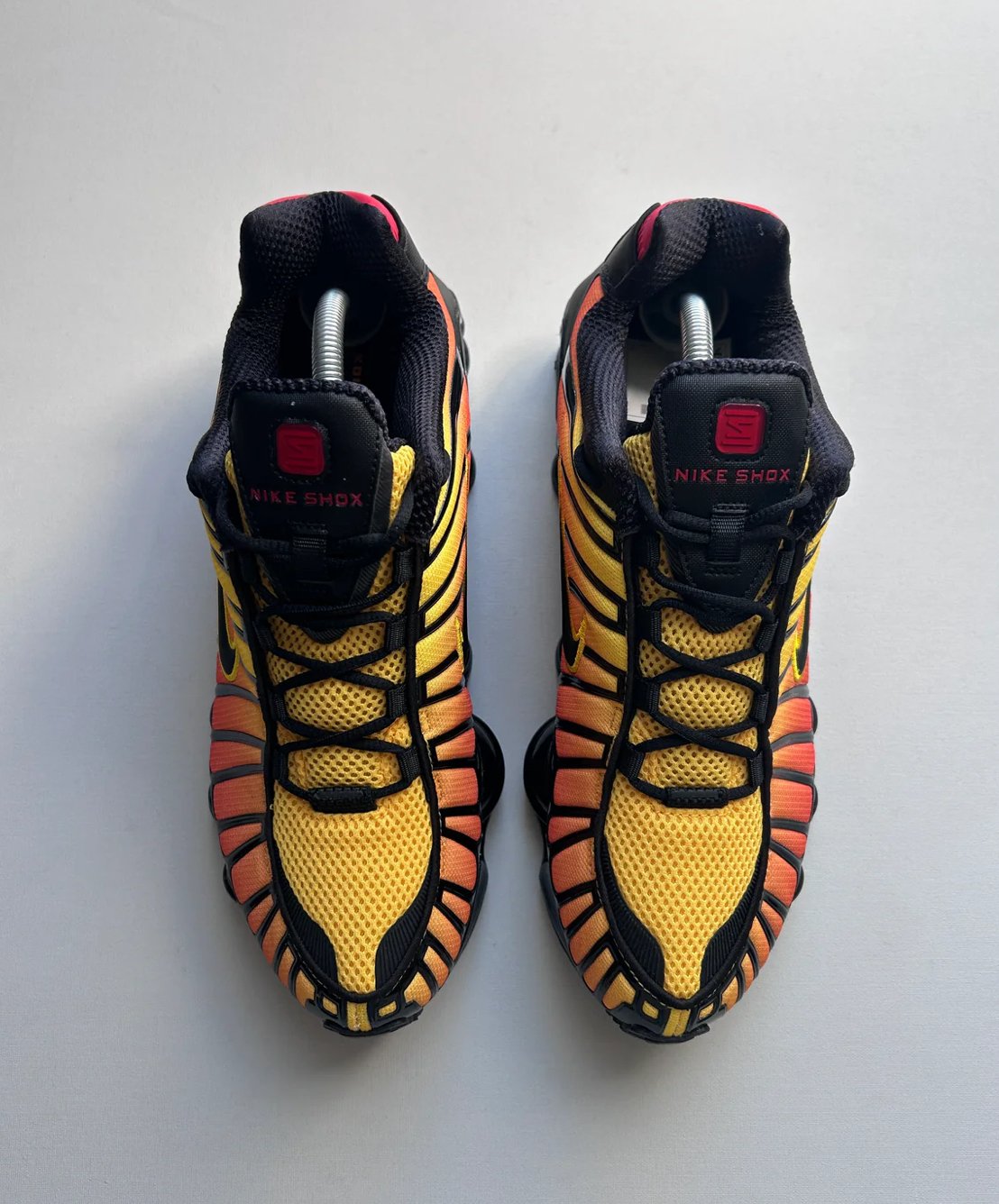 NIKE SHOX TL “SUNRISE” 42,5EU