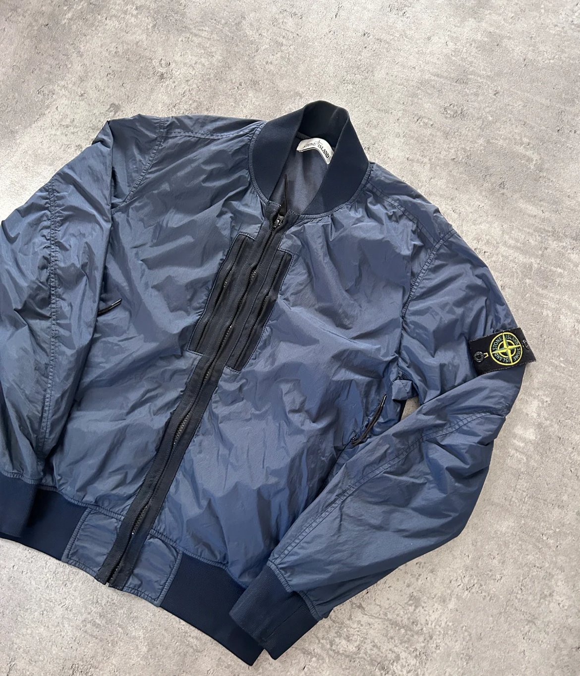 STONE ISLAND NYLON BOMBERJACKET (S)