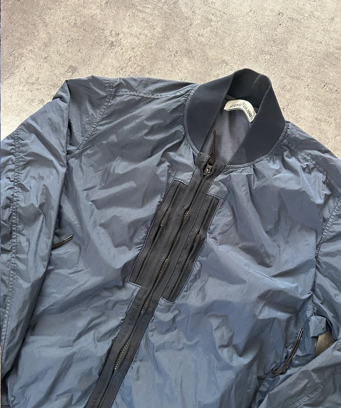 STONE ISLAND NYLON BOMBERJACKET (S)
