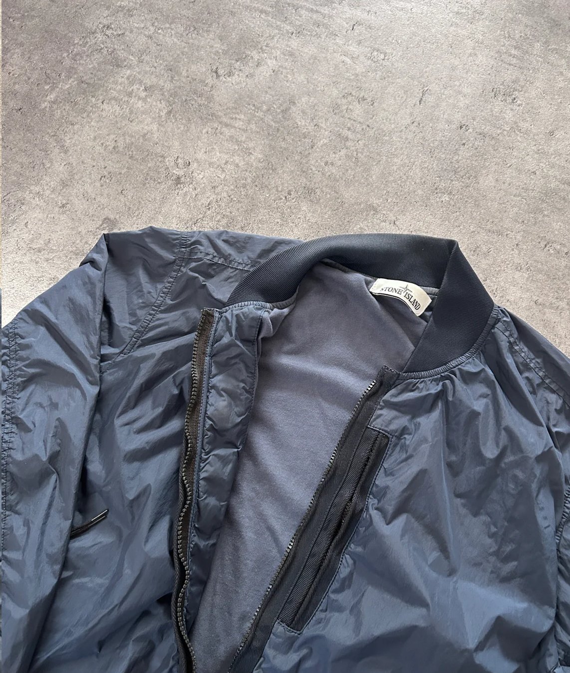 STONE ISLAND NYLON BOMBERJACKET (S)