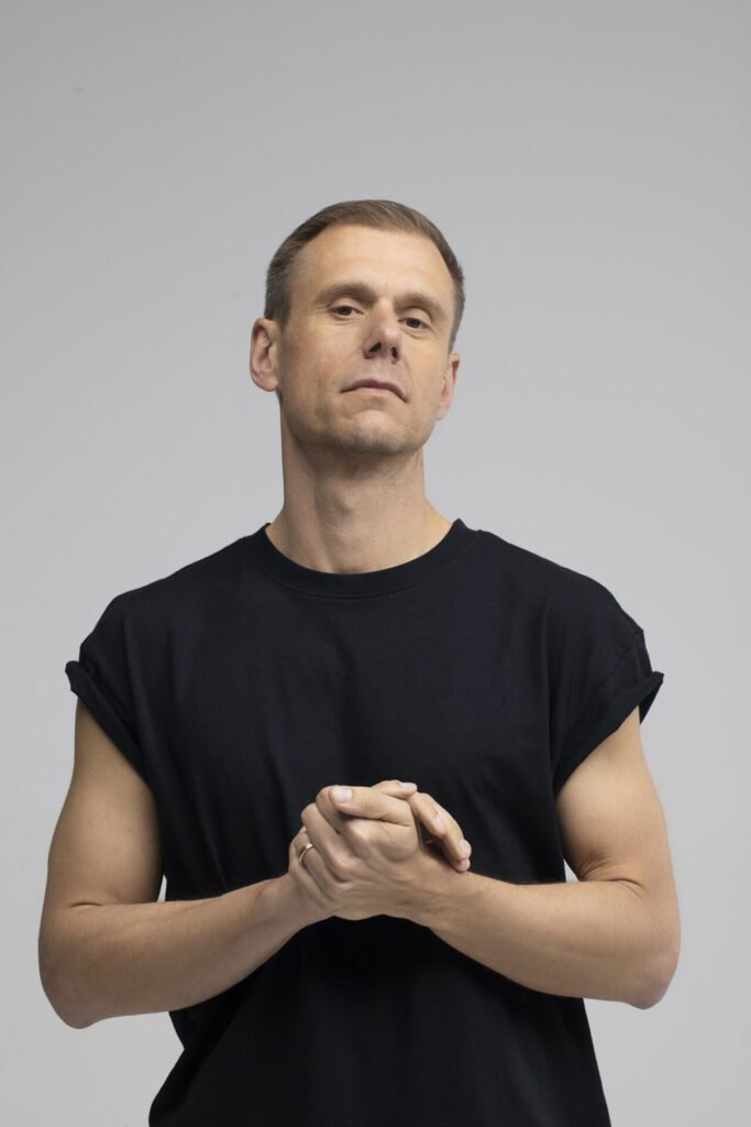 Gravity presents:ARMIN VAN BUUREN 1 Gravity presents:ARMIN VAN BUUREN